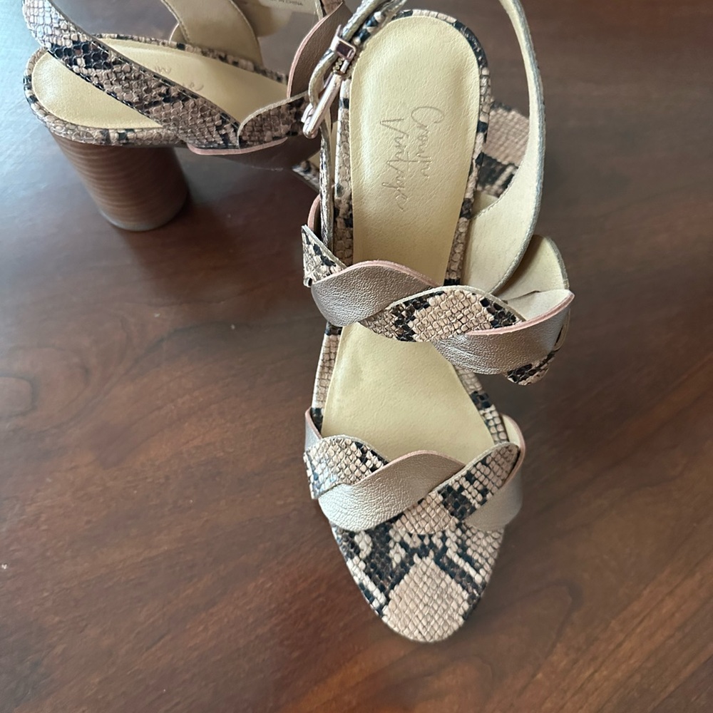 Crown Vintage Beige and Black Strappy Sandals